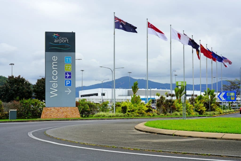 Transfer from Cairns Airport to Cairns City